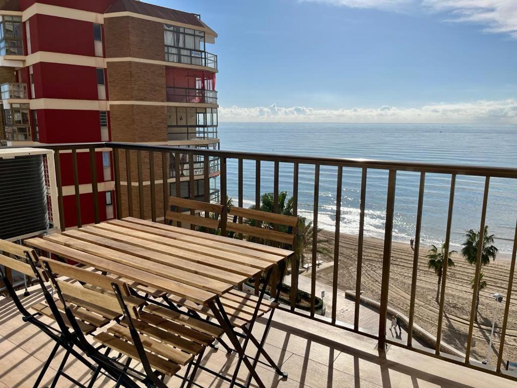 Apartamento Frente Al Mar En Calpe Con Parking Para 4 Personas Exterior foto